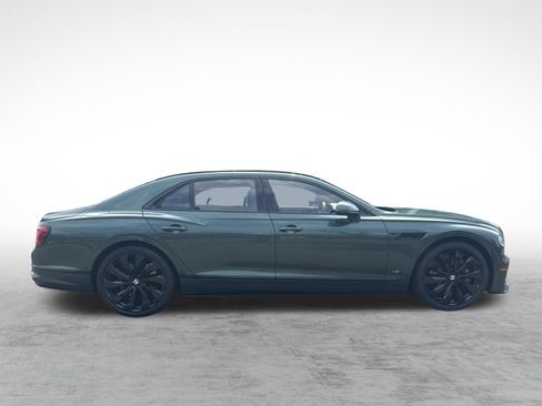 Used 2022 Bentley Flying Spur V8 image 10