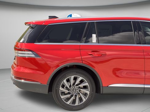 New 2026 Lincoln Aviator 2WD image 34