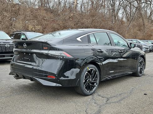 New 2026 Nissan Sentra SR w/ SR Premium Package FWD image 6