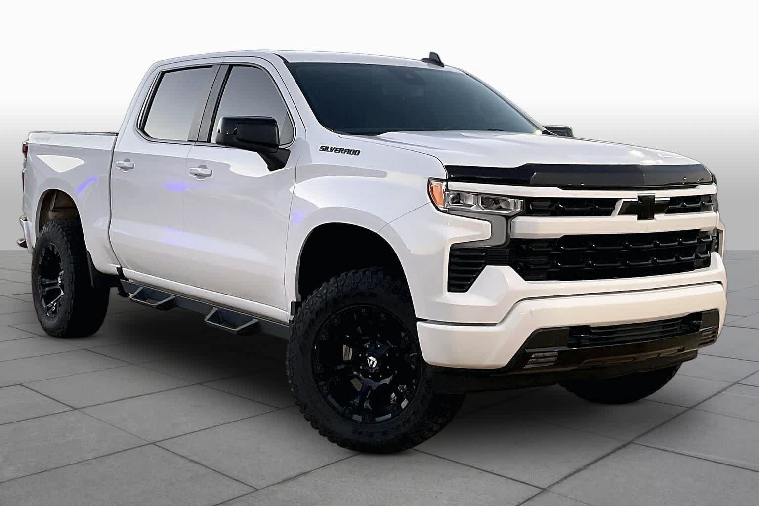 Used 2022 Chevrolet Silverado 1500 RST AWD/4WD image 4