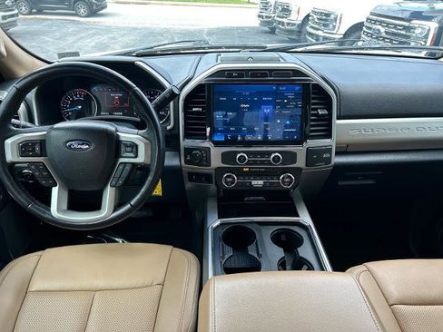 Certified 2022 Ford F350 Lariat w/ Lariat Value Package AWD/4WD image 6