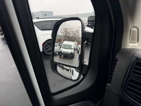 Used 2023 RAM ProMaster 2500 w/ Convenience Group image 19