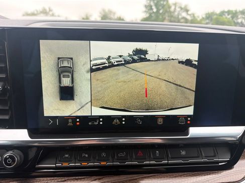 Used 2025 Chevrolet Silverado 1500 RST w/ RST All Star Premium Package AWD/4WD image 17