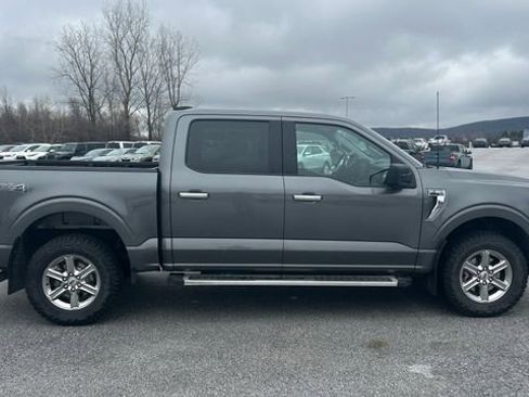 Used 2024 Ford F150 XLT image 2