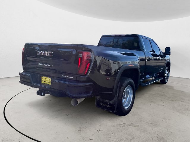 Used 2024 GMC Sierra 3500 Denali w/ Technology Package AWD/4WD image 5