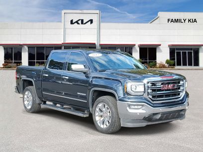 Used 2017 GMC Sierra 1500 SLT w/ SLT Premium Package