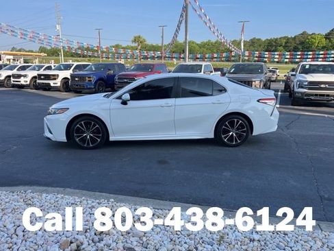 Used 2020 Toyota Camry SE FWD image 35