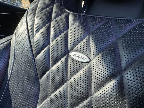 Used 2017 Mercedes-Benz S 550 Cabriolet image 15