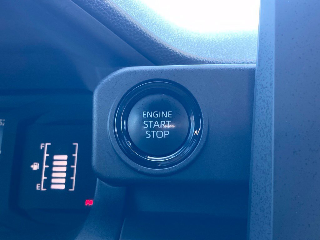 Used 2024 Toyota Tacoma SR5 AWD/4WD image 18