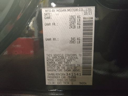 Used 2024 Nissan Altima 2.5 SV FWD image 33