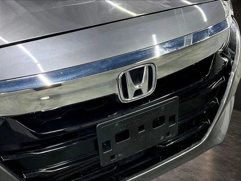 Used 2019 Honda Accord LX image 32