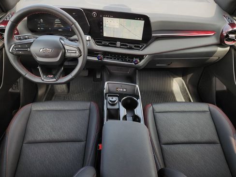 Used 2025 Chevrolet Equinox RS image 32