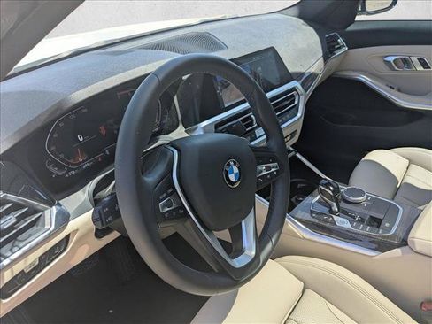 Used 2022 BMW 330i Sedan w/ Convenience Package RWD image 10