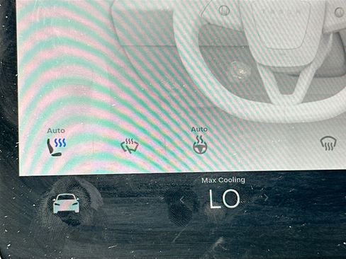 Used 2025 Tesla Model 3 Long Range RWD image 19