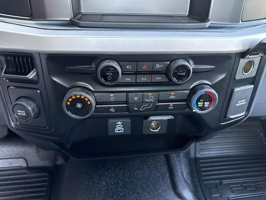 New 2026 Ford F350 XL w/ 360-Degree Camera Package RWD image 27