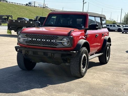 Used 2024 Ford Bronco Badlands w/ Sasquatch Package AWD/4WD image 13