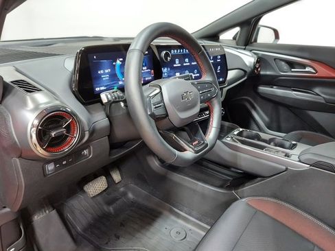 Certified 2024 Chevrolet Equinox EV RS image 21