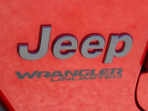 Used 2020 Jeep Wrangler Unlimited Rubicon AWD/4WD image 9