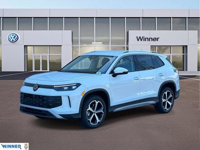 New 2026 Volkswagen Tiguan SE