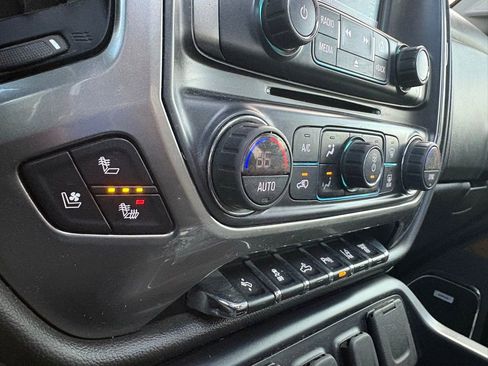 Used 2019 Chevrolet Silverado 3500 LTZ w/ Duramax Plus Package image 34