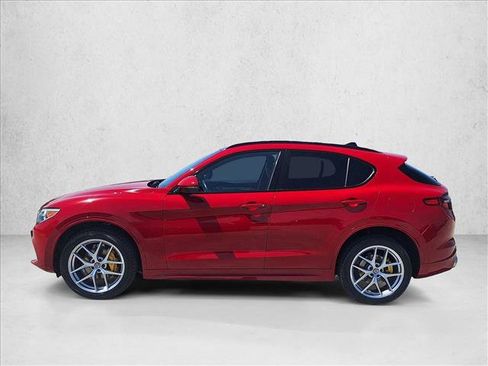 Used 2020 Alfa Romeo Stelvio Ti Sport w/ Quick Order Package 22S Sport AWD/4WD image 8