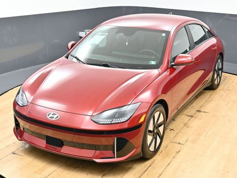Used 2024 Hyundai Ioniq 6 SE RWD image 44