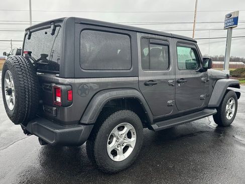 Used 2021 Jeep Wrangler Unlimited Sport image 9