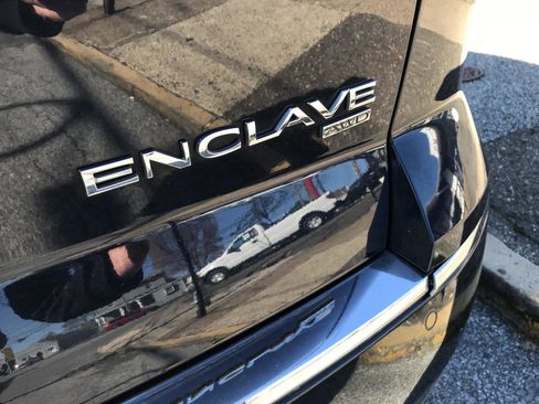 Used 2017 Buick Enclave Leather image 7