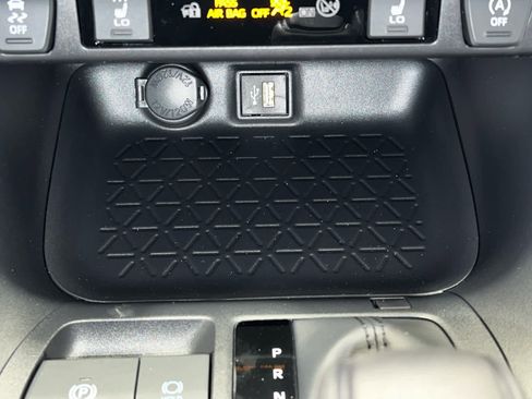 New 2025 Toyota RAV4 XLE w/ Convenience Package image 23