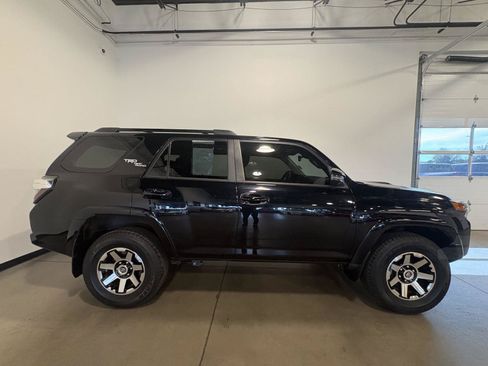 Used 2024 Toyota 4Runner TRD Off-Road Premium w/ Moonroof Package AWD/4WD image 2