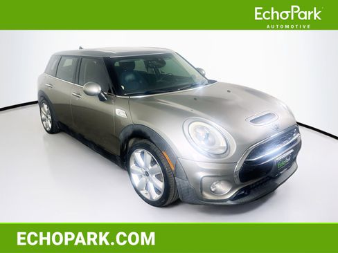 Used 2016 MINI Cooper Clubman S image 1