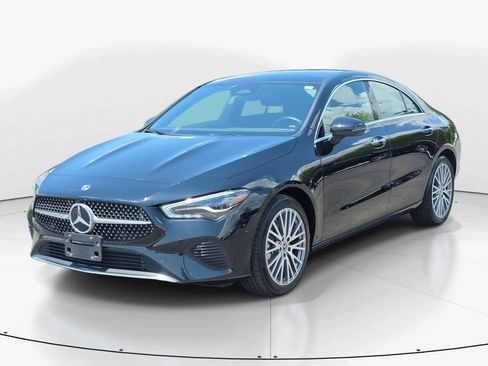 Used 2025 Mercedes-Benz CLA 250 image 11