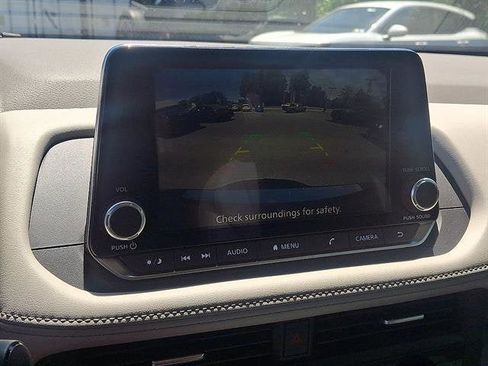 Certified 2026 Nissan Rogue SV w/ SV Premium Package AWD/4WD image 19