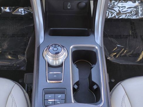 Used 2017 Ford Fusion Energi Platinum image 18