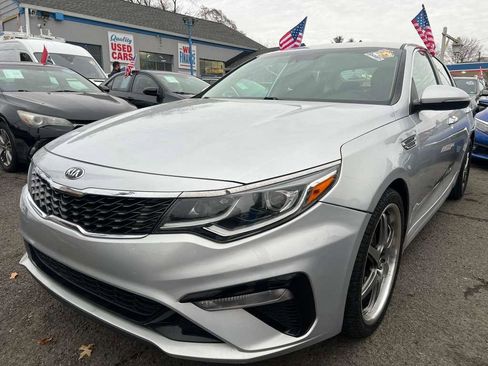 Used 2020 Kia Optima LX image 5