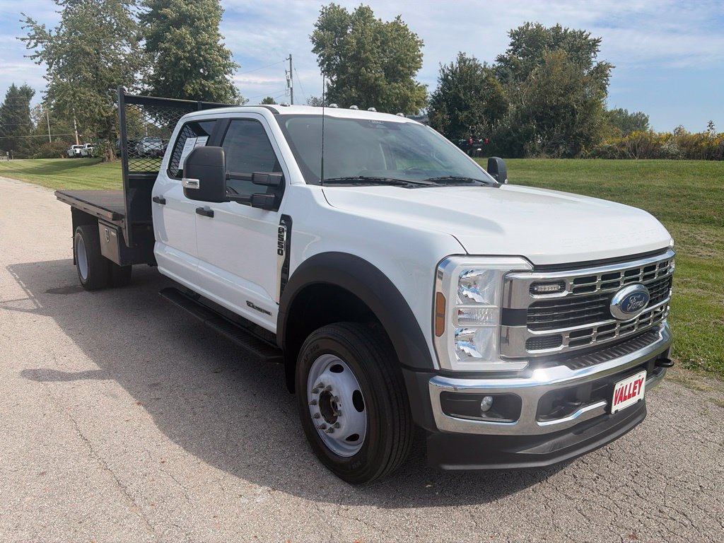 Used 2024 Ford F550 4x4 Crew Cab Super Duty image 1