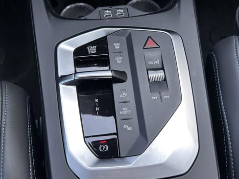 Used 2025 BMW 228i xDrive w/ Technology Package image 11