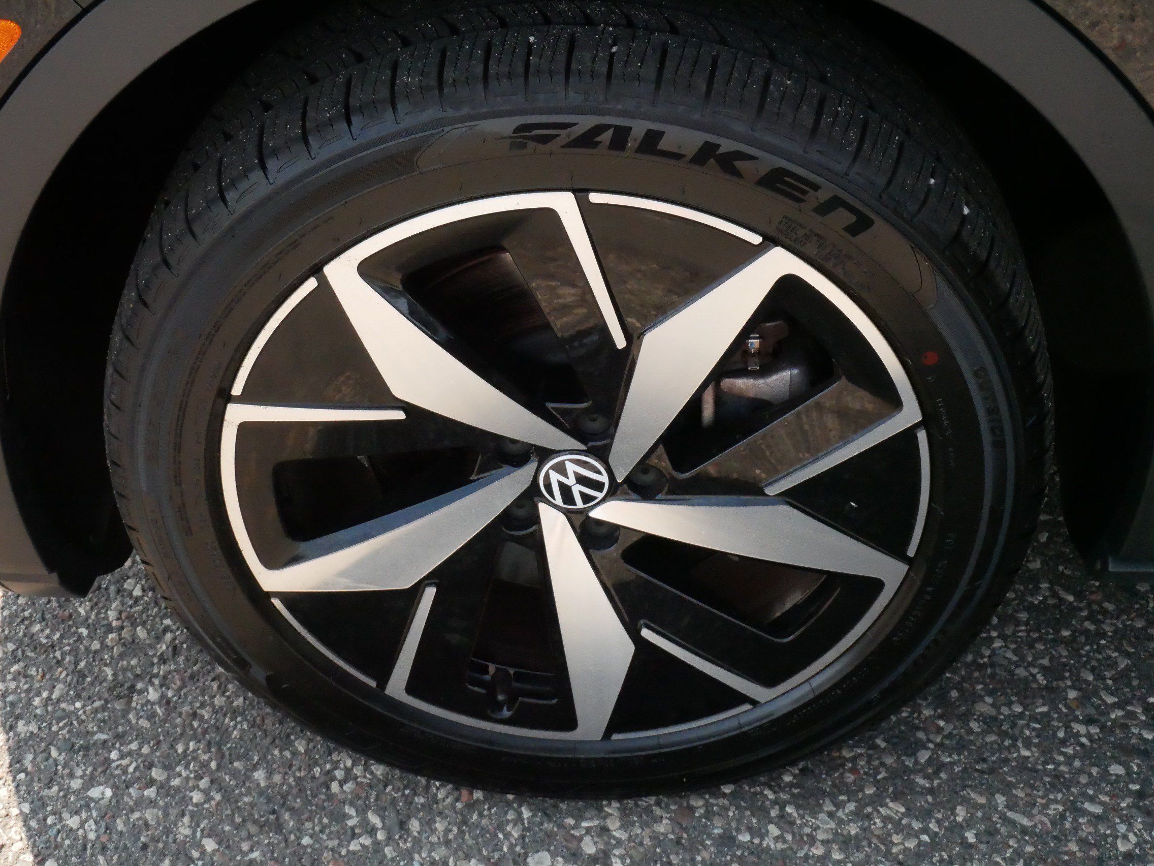 Certified 2023 Volkswagen ID.4 Pro S AWD/4WD image 10