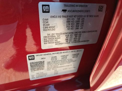 Used 2025 Chevrolet Silverado 1500 LT Trail Boss w/ Convenience Package II image 32