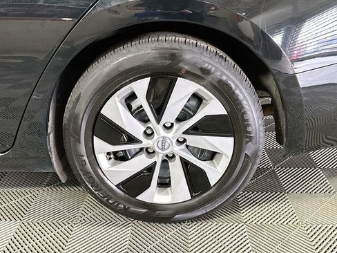 Used 2024 Nissan Altima 2.5 S image 27