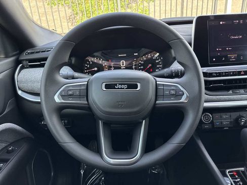 New 2025 Jeep Compass Sport image 19