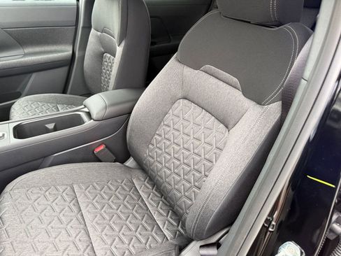 New 2026 Nissan Kicks SV w/ Illumination Package image 21