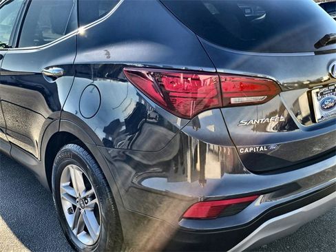 Used 2017 Hyundai Santa Fe Sport image 14