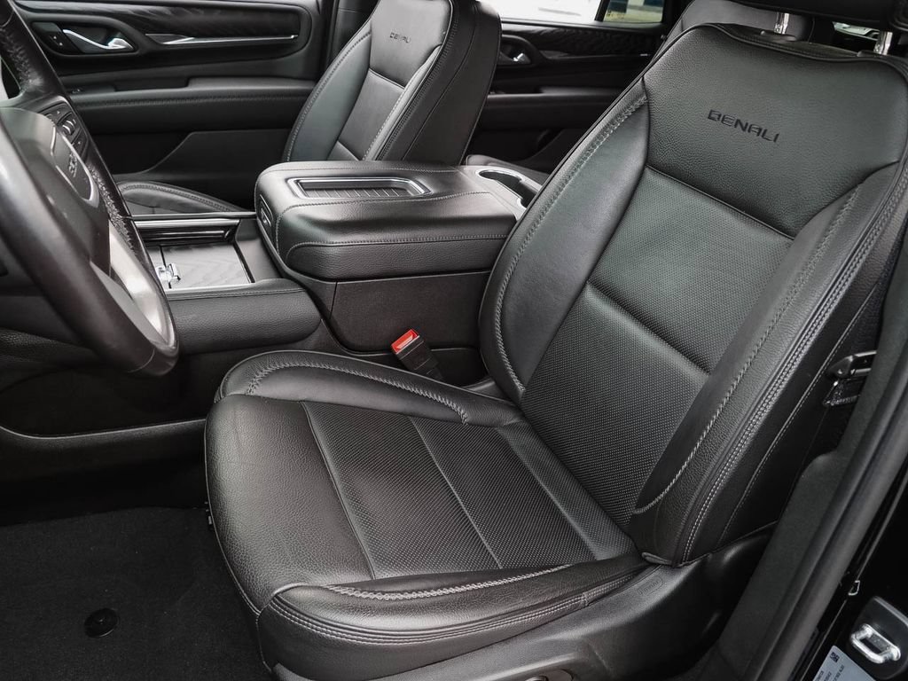 Used 2022 GMC Yukon Denali AWD/4WD image 24