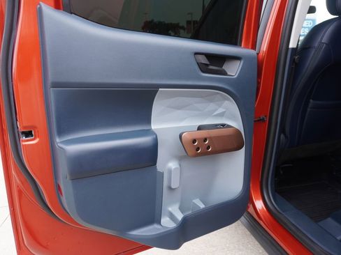 Used 2022 Ford Maverick Lariat w/ Lariat Luxury Package FWD image 19