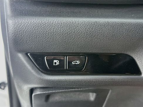 Used 2025 Lexus NX 350 AWD w/ Accessory Package (Z2) image 17
