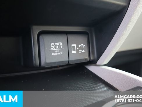 Used 2019 Honda Pilot Touring image 37