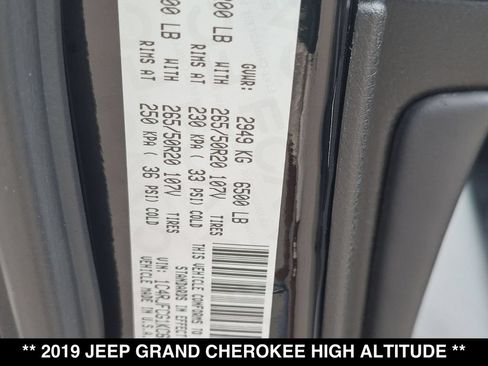 Used 2019 Jeep Grand Cherokee High Altitude AWD/4WD image 31