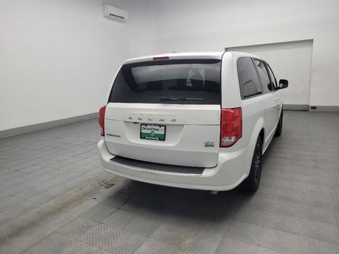 Used 2019 Dodge Grand Caravan GT image 9