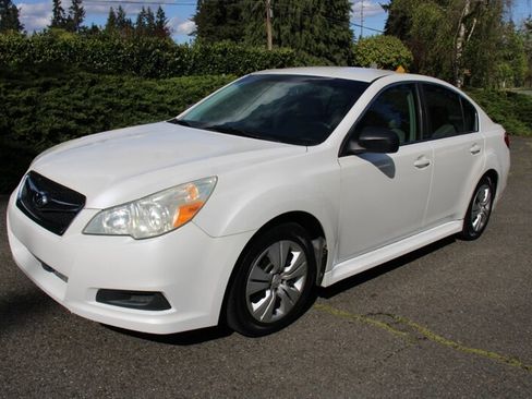 Used 2010 Subaru Legacy 2.5i AWD/4WD image 1
